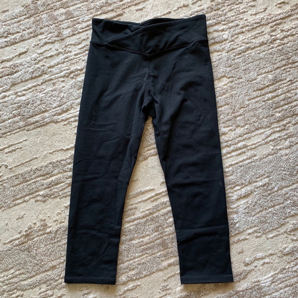 Fabletics Cropped Legging